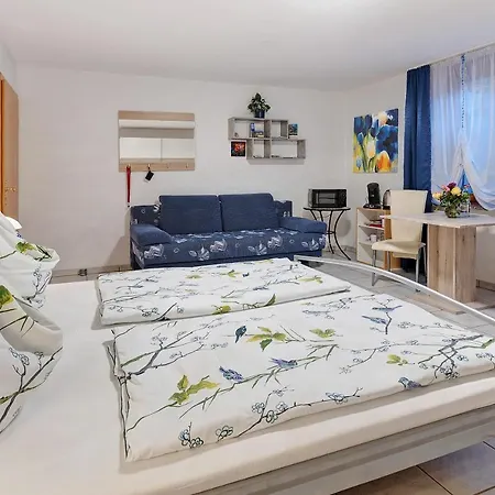 Souterrain Lägenhet